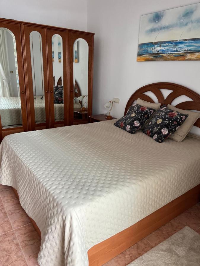 Ferienwohnung Casa De Fado Torrevieja Exterior foto